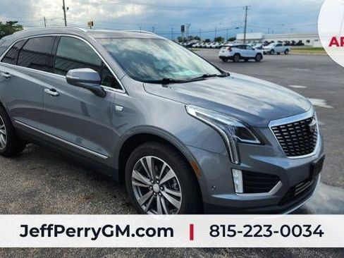 Used 2021 Cadillac XT5 Premium Luxury AWD/4WD image 3