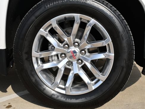 Used 2022 GMC Sierra 1500 SLT w/ SLT Premium Plus Package image 11