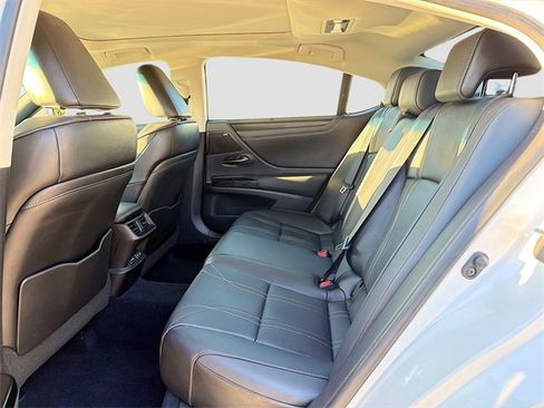 Used 2022 Lexus ES 350 Ultra Luxury image 21