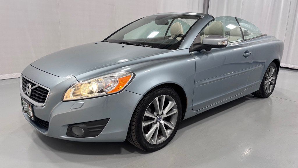 Used 2011 Volvo C70 T5 w/ Multimedia Pkg FWD image 9