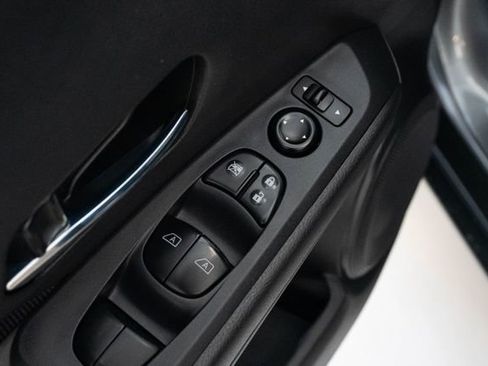 Used 2023 Nissan Kicks SV w/ Exterior Package FWD image 15