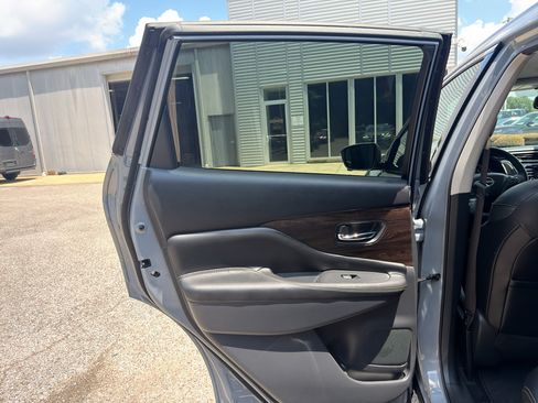 Used 2023 Nissan Murano Platinum w/ Cargo Package AWD/4WD image 12