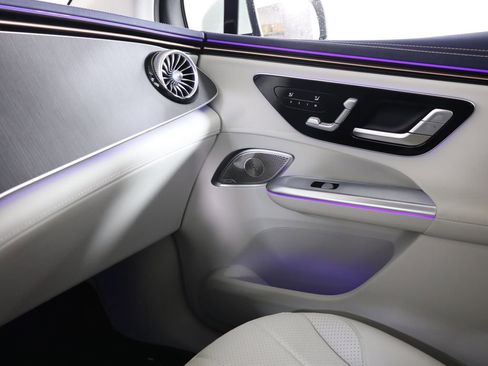 Certified 2023 Mercedes-Benz EQE 350+ 4MATIC SUV image 25