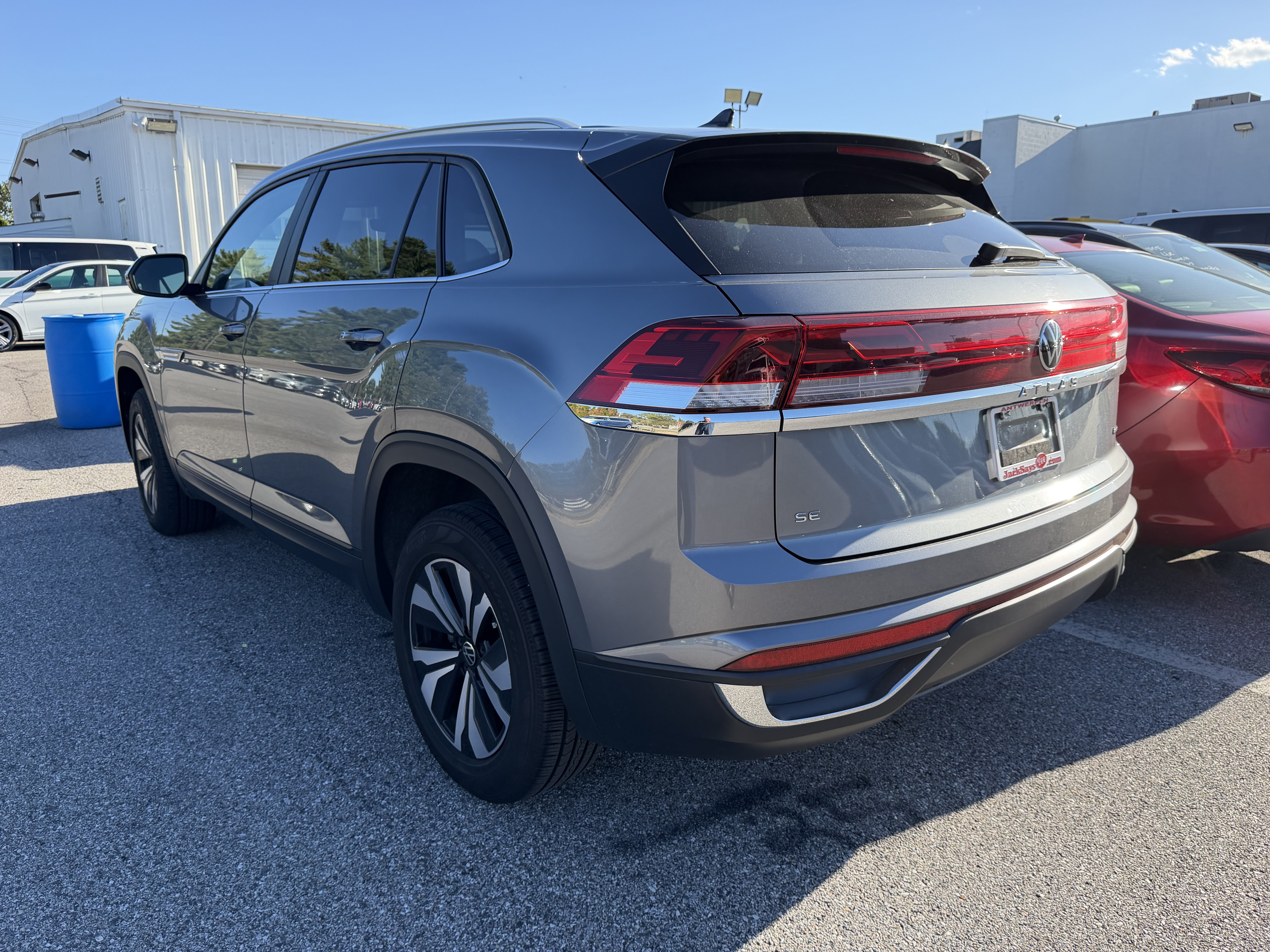 Used 2024 Volkswagen Atlas Cross Sport SE AWD/4WD image 12