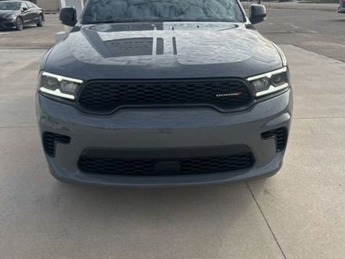 Used 2024 Dodge Durango GT AWD/4WD image 3