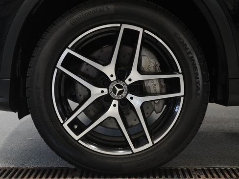 Used 2018 Mercedes-Benz GLC 300 4MATIC image 9