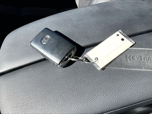 Used 2025 MAZDA CX-50 AWD 2.5 S w/ Preferred Package image 35