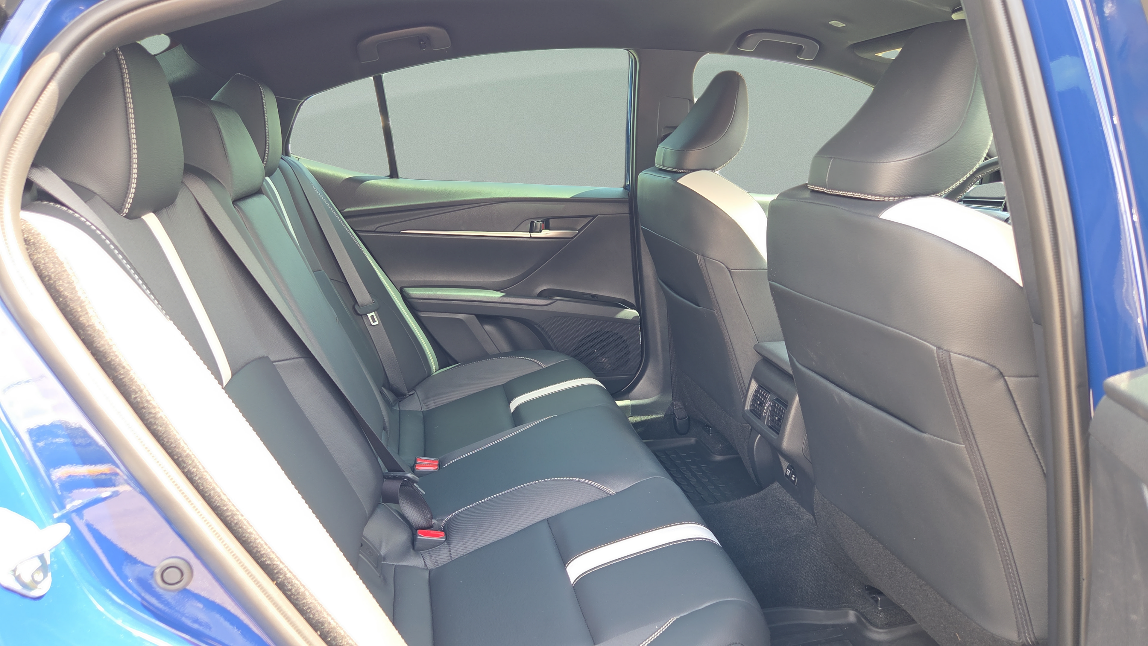 Certified 2026 Toyota Camry SE FWD image 14