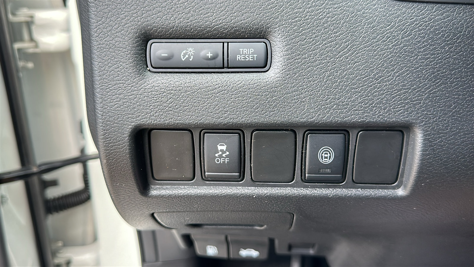 Used 2021 Nissan Murano S AWD/4WD image 14