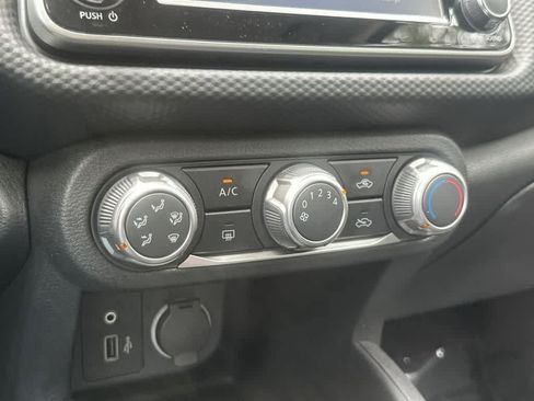 Used 2024 Nissan Kicks S FWD image 27