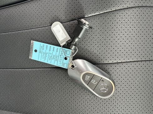 Certified 2025 Mercedes-Benz E 350 4MATIC Sedan image 36