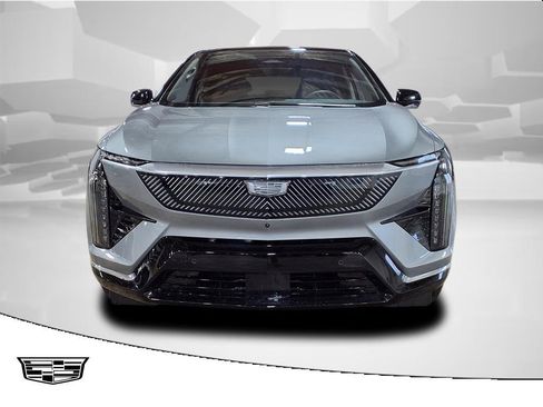 New 2026 Cadillac Optiq Luxury 2 image 2