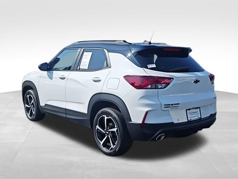 Used 2022 Chevrolet TrailBlazer RS w/ Convenience Package AWD/4WD image 6