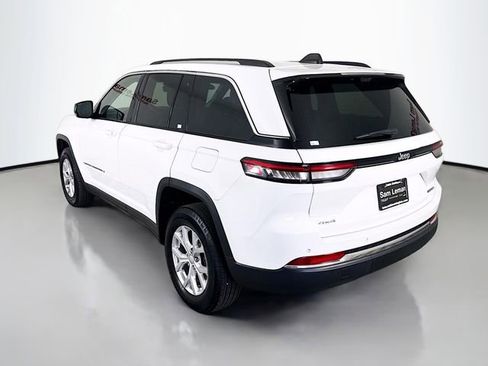 Used 2023 Jeep Grand Cherokee Limited w/ Luxury Tech Group II image 5