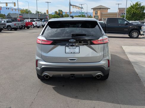 Used 2022 Ford Edge Titanium w/ Equipment Group 301A AWD/4WD image 7