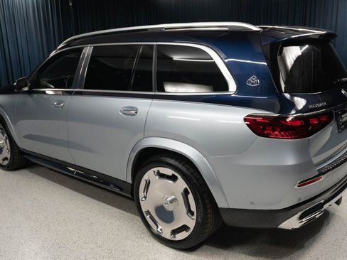 New 2026 Mercedes-Benz Maybach GLS 600 4MATIC image 7