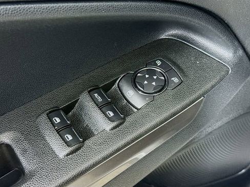 Certified 2022 Ford EcoSport SE image 17