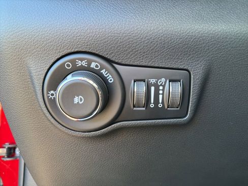 New 2026 Jeep Compass Latitude AWD/4WD image 41