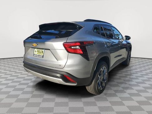 New 2026 Chevrolet Trax LT image 3