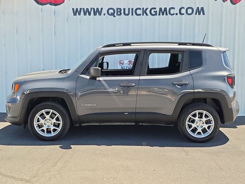 Used 2022 Jeep Renegade Latitude AWD/4WD image 4