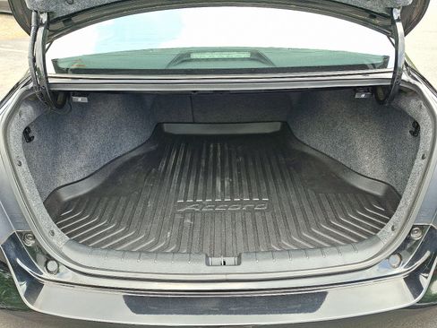 Certified 2017 Honda Accord Sport Special Edition image 28