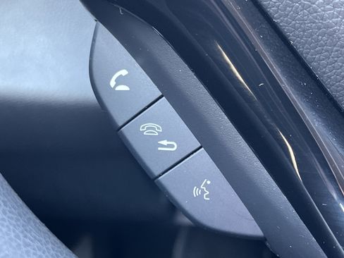 Certified 2020 Honda HR-V LX image 12