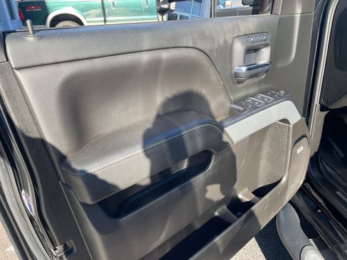 Used 2019 Chevrolet Silverado 2500 LTZ w/ Duramax Plus Package image 11