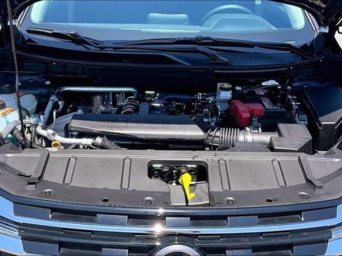Certified 2026 Nissan Rogue SV FWD image 27