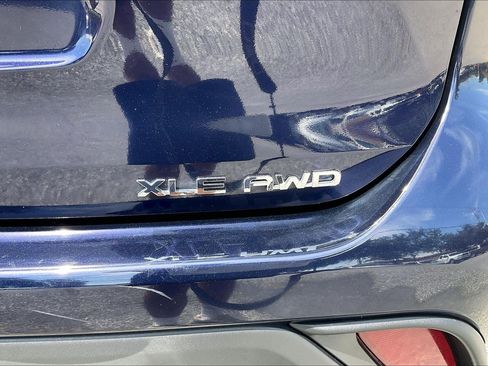 Used 2026 Toyota Highlander XLE AWD/4WD image 10