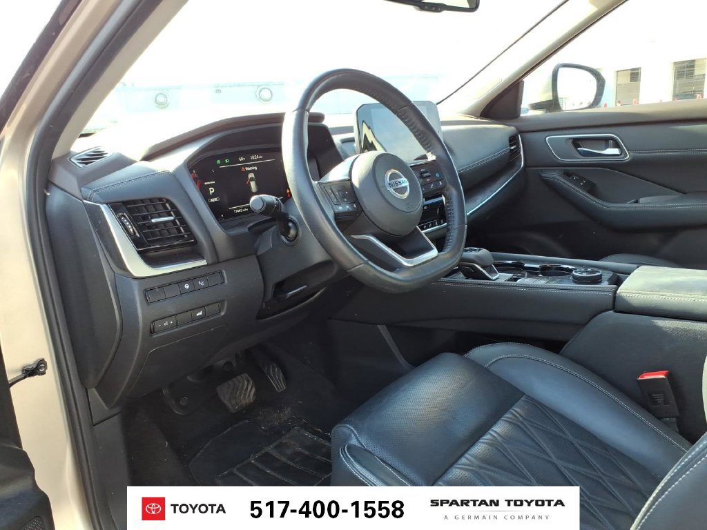 Used 2021 Nissan Rogue Platinum AWD/4WD image 14