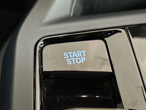 Used 2024 BMW iX xDrive50 w/ Sport Package image 23