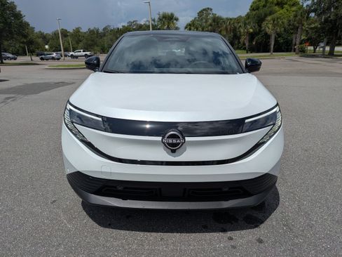 New 2026 Nissan Leaf SV+ w/ Floor Mat Package (SV+) FWD image 9