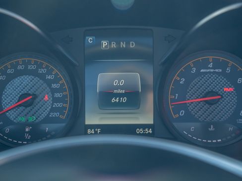 Used 2018 Mercedes-Benz AMG GT C image 24