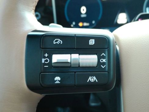 Used 2024 Hyundai Santa Fe Limited image 44