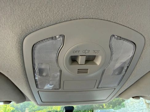 Used 2012 Toyota Prius V Three FWD image 29