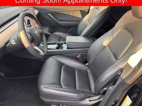 Used 2021 Tesla Model Y Long Range image 3