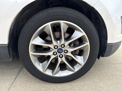 Used 2017 Ford Edge Titanium w/ Equipment Group 301A AWD/4WD image 53
