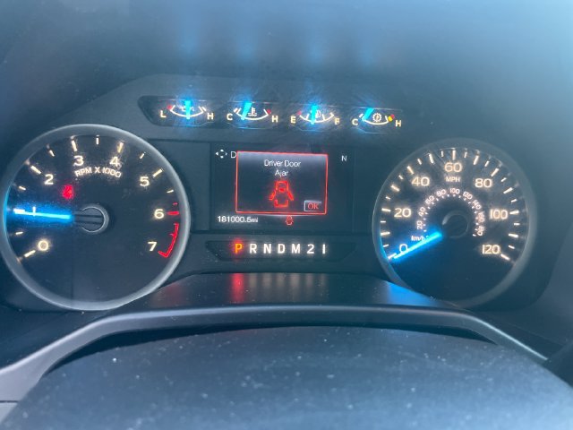 Used 2016 Ford F150 XLT w/ Equipment Group 302A Luxury AWD/4WD image 17