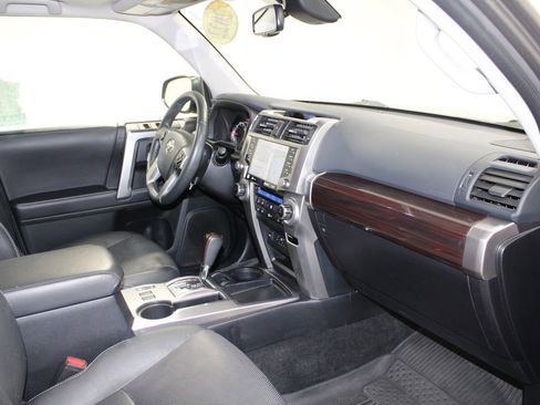 Used 2022 Toyota 4Runner Limited image 31