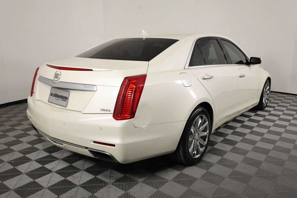 Used 2014 Cadillac CTS Luxury RWD image 2