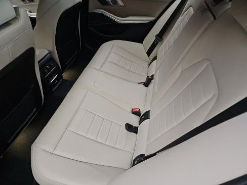 Used 2023 BMW 330i xDrive Sedan w/ M Sport Package image 7