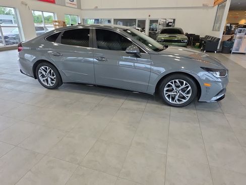 Used 2023 Hyundai Sonata SEL FWD image 5
