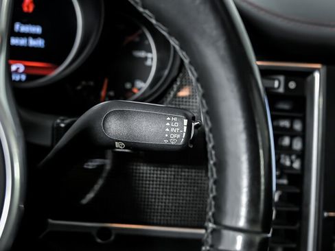 Used 2015 Porsche Panamera GTS AWD/4WD image 25