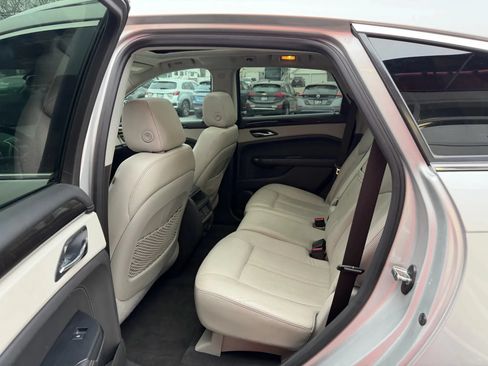 Used 2013 Cadillac SRX Luxury w/ Driver Awareness Package FWD image 12