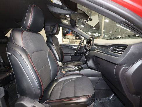 Used 2024 Ford Escape ST-Line image 26