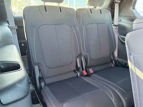 Used 2025 Jeep Grand Cherokee L Laredo w/ Trailer Tow Package AWD/4WD image 18