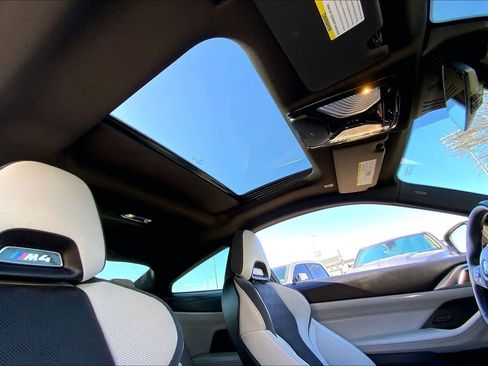 Used 2022 BMW M4 Competition w/ M Carbon Exterior Package image 18