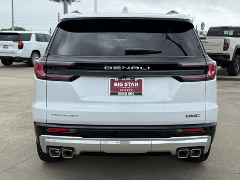 New 2026 GMC Acadia Denali w/ Super Cruise Package FWD image 9