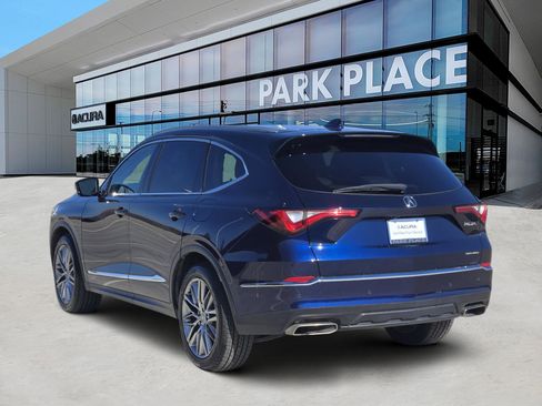 Certified 2023 Acura MDX SH-AWD w/ Advance Package image 4