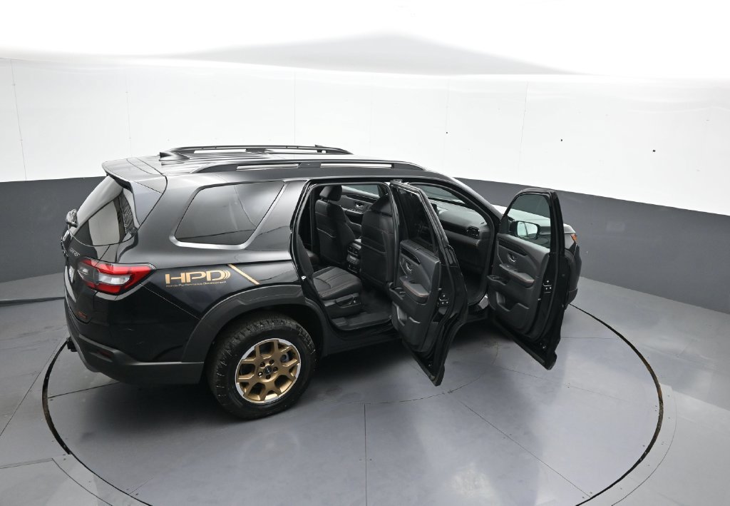 Certified 2024 Honda Pilot TrailSport image 47